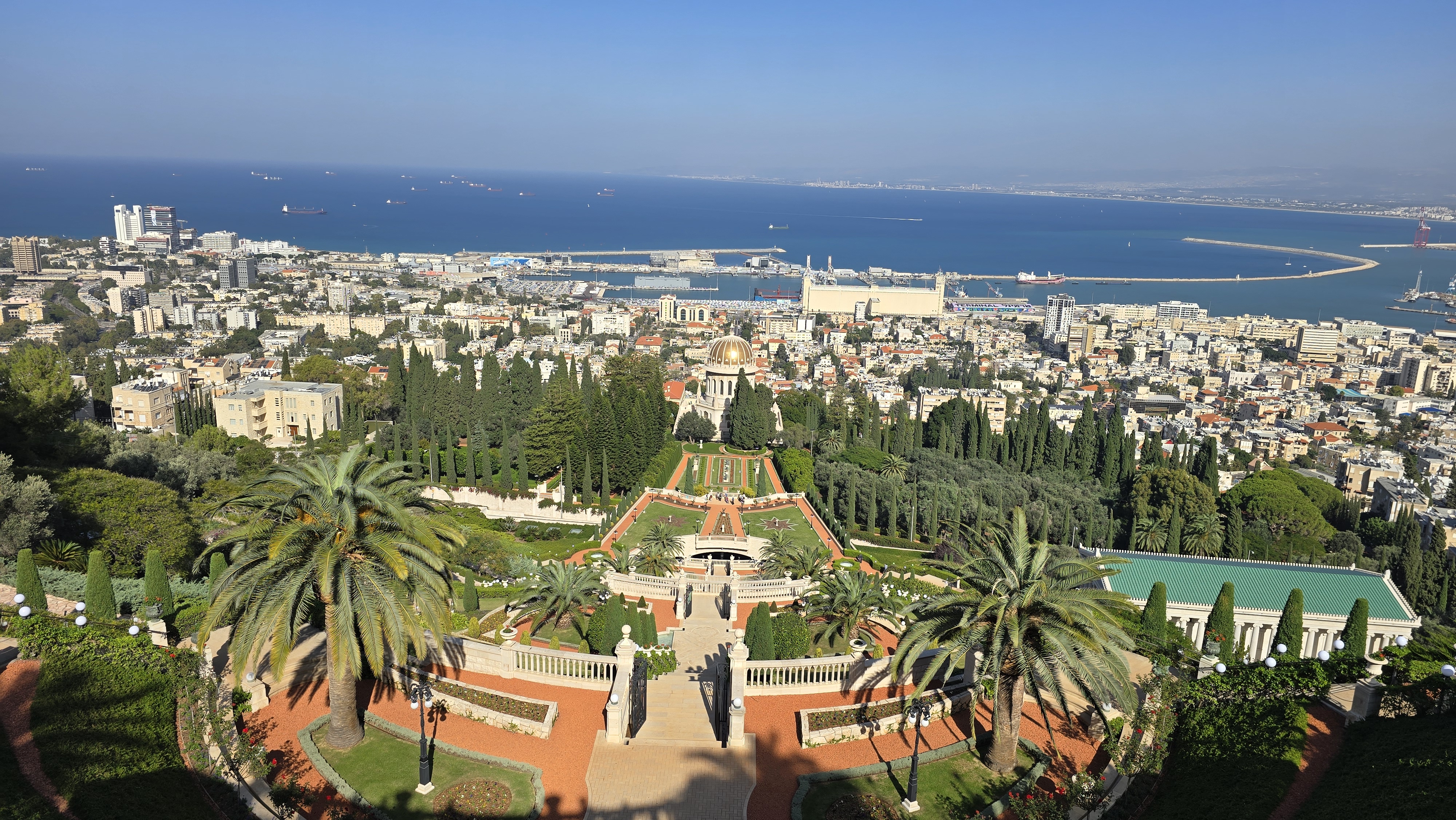 מהרצליה לחיפה: טיול בין שמיים לארץ