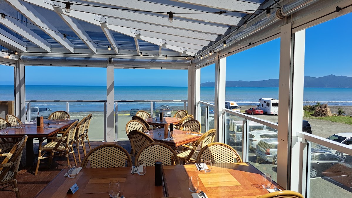 Waterfront Bar & Kitchen