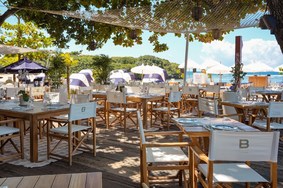 Le Bleu by K Club
